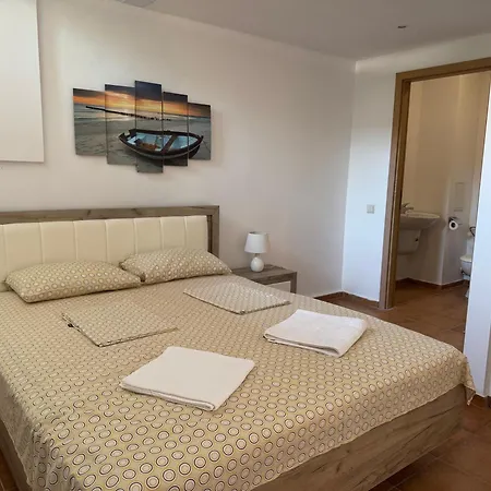 Vp Bellevue Apartment *