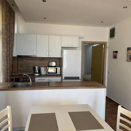 Vp Bellevue Apartment Ravda